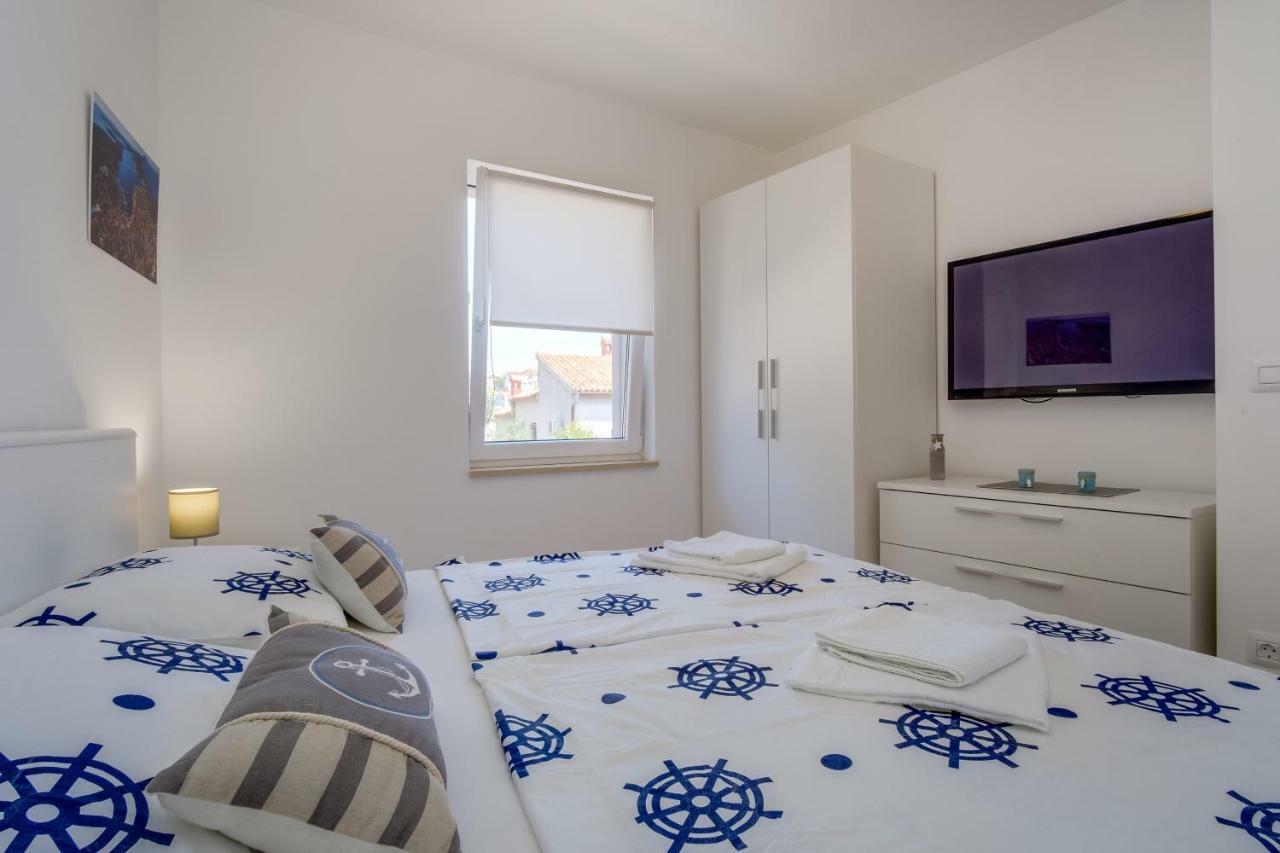 Apartman Filip 말리로시니 외부 사진